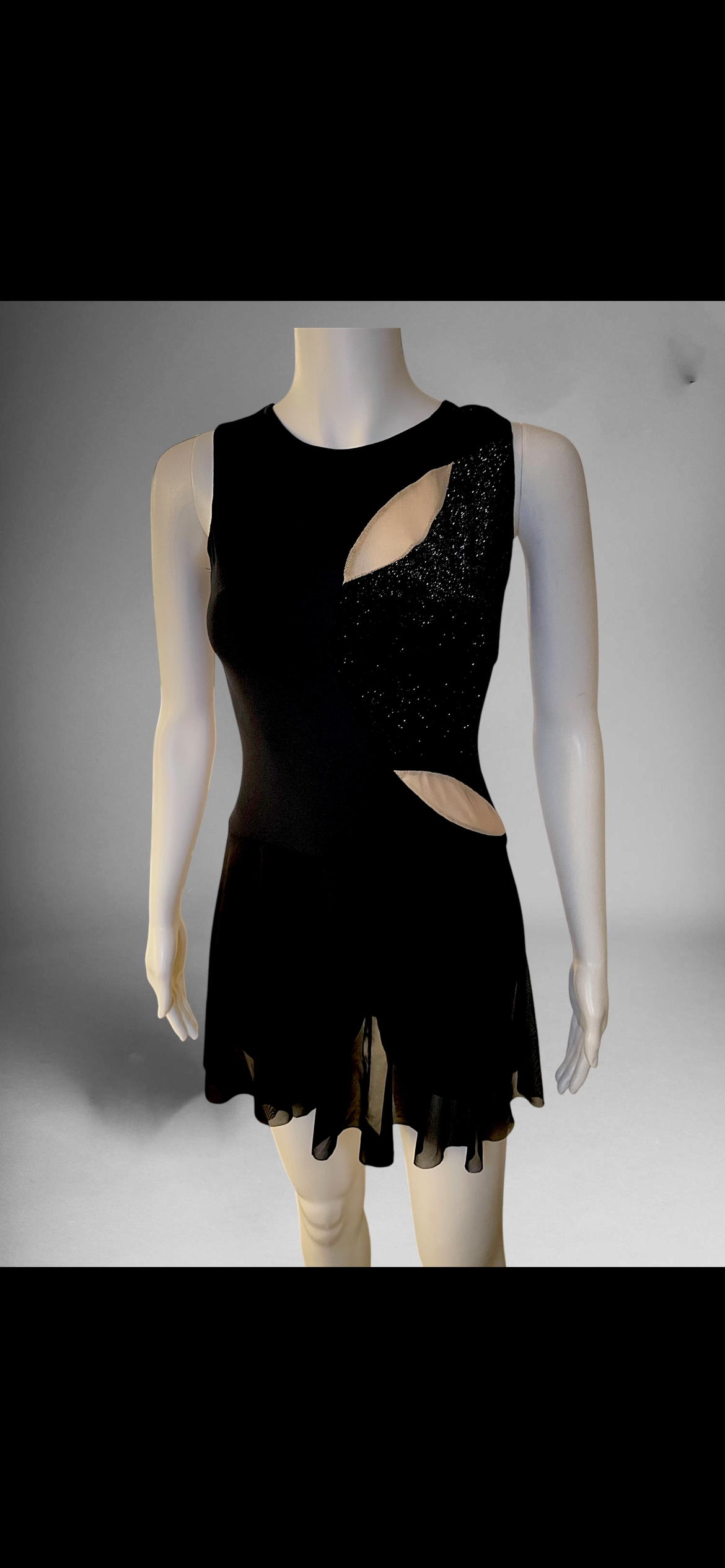 BLACK LYRICAL WITH CUTOUTS-435