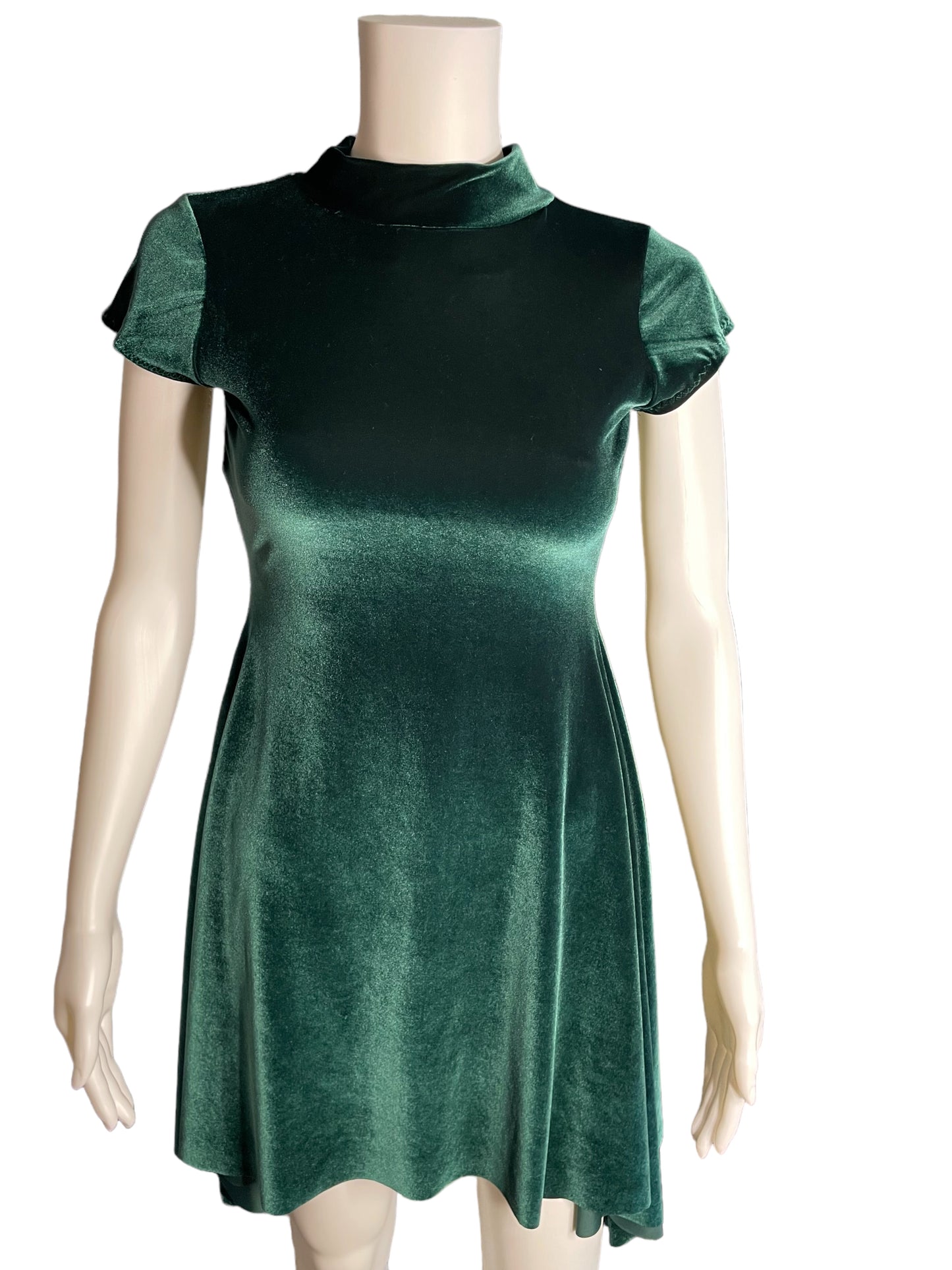 EMERALD VELVET DRESS
