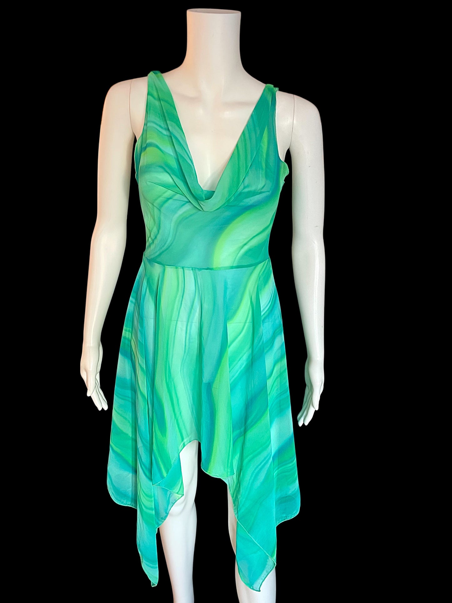 GREEN ROMANTIC SHEATH