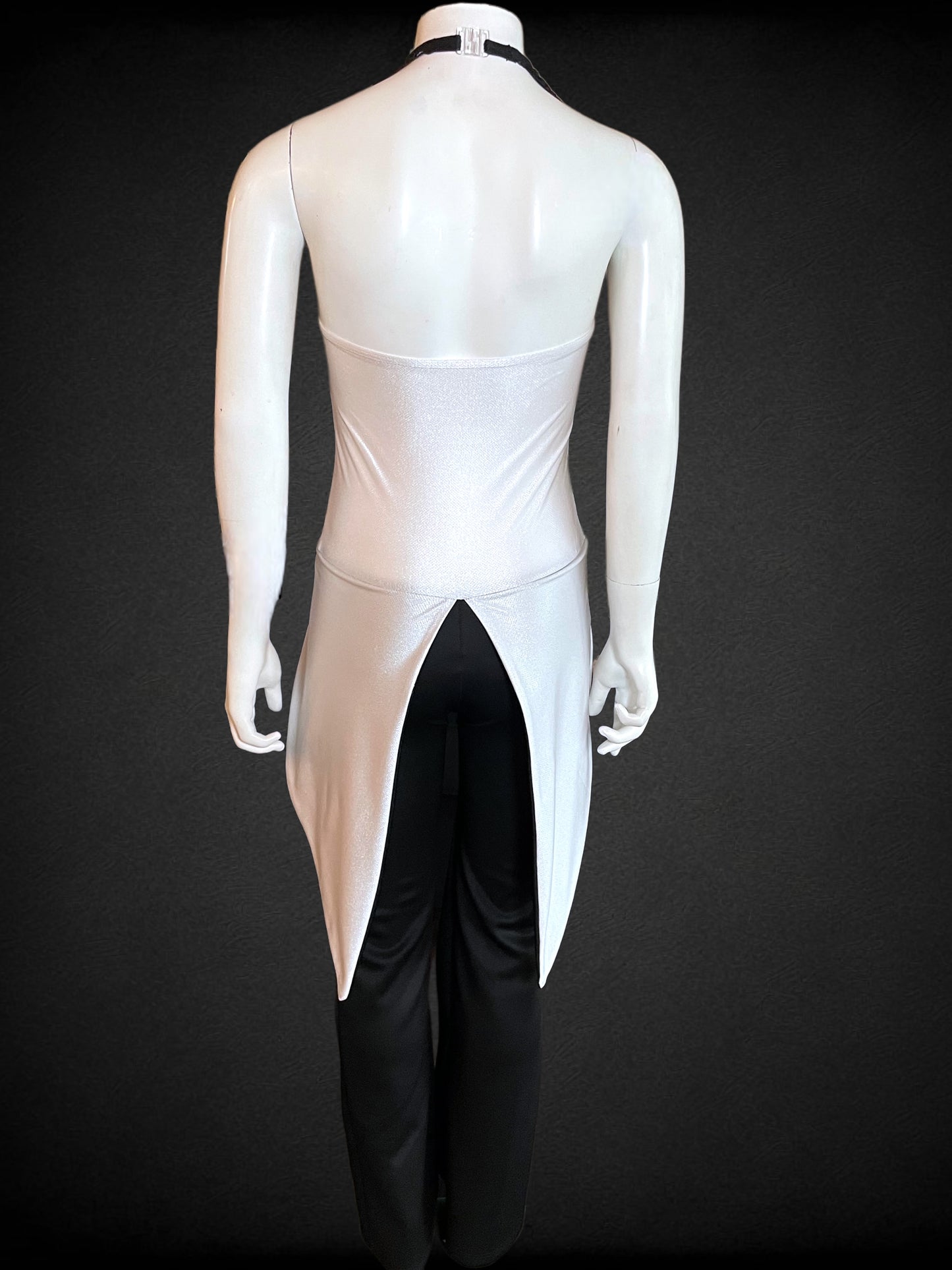 TAPPIN' TAILCOAT' TUXEDO TAILS