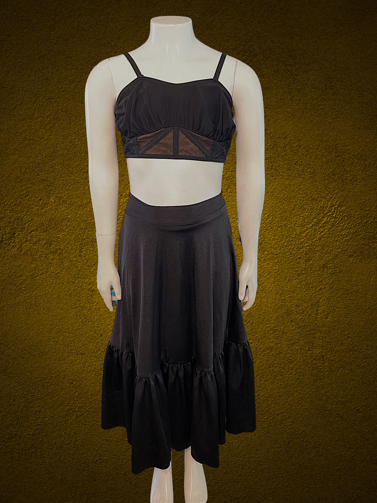 BLACK SKIRT WITH RUFFLE – The Dance Rack