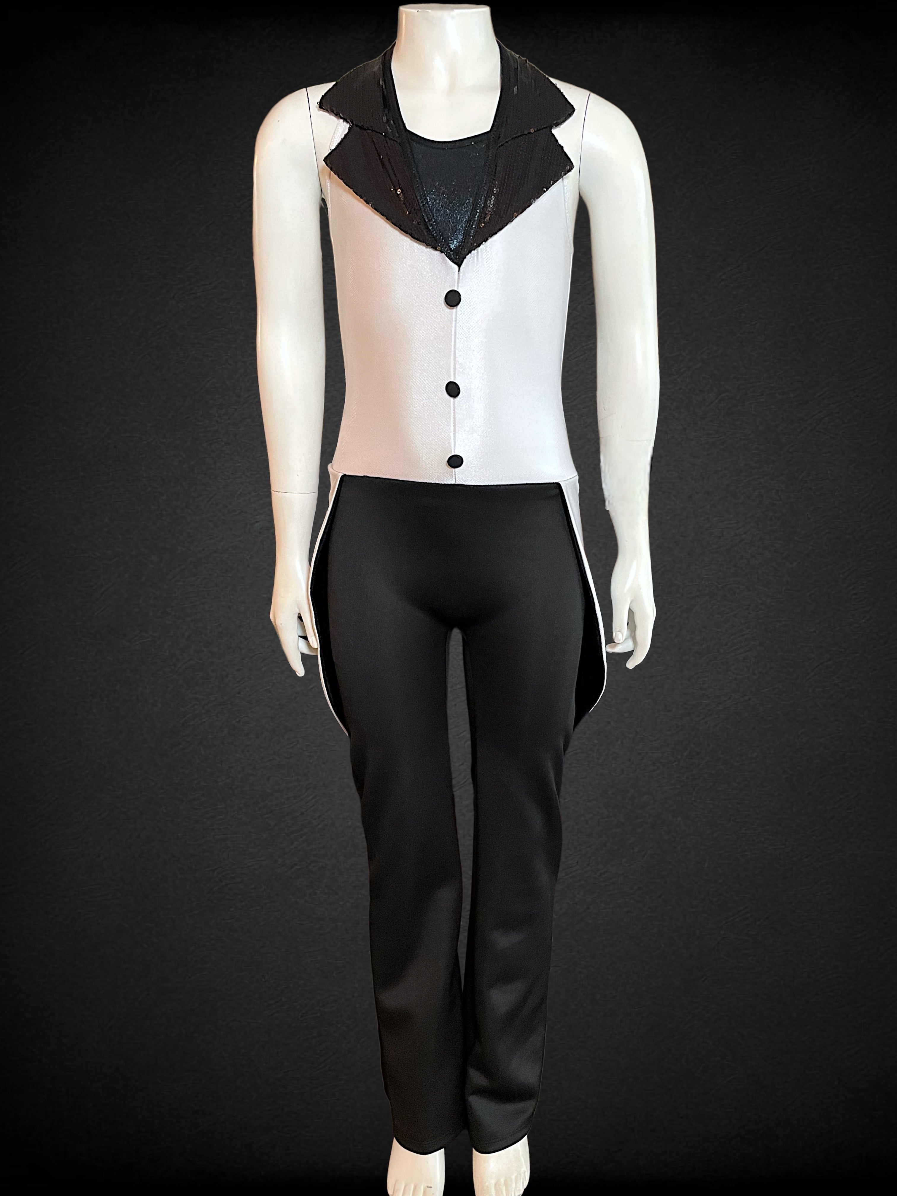 TAPPIN' TAILCOAT' TUXEDO TAILS